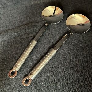 Fissler Salad Tongs spoons NWOT
Stainless steel